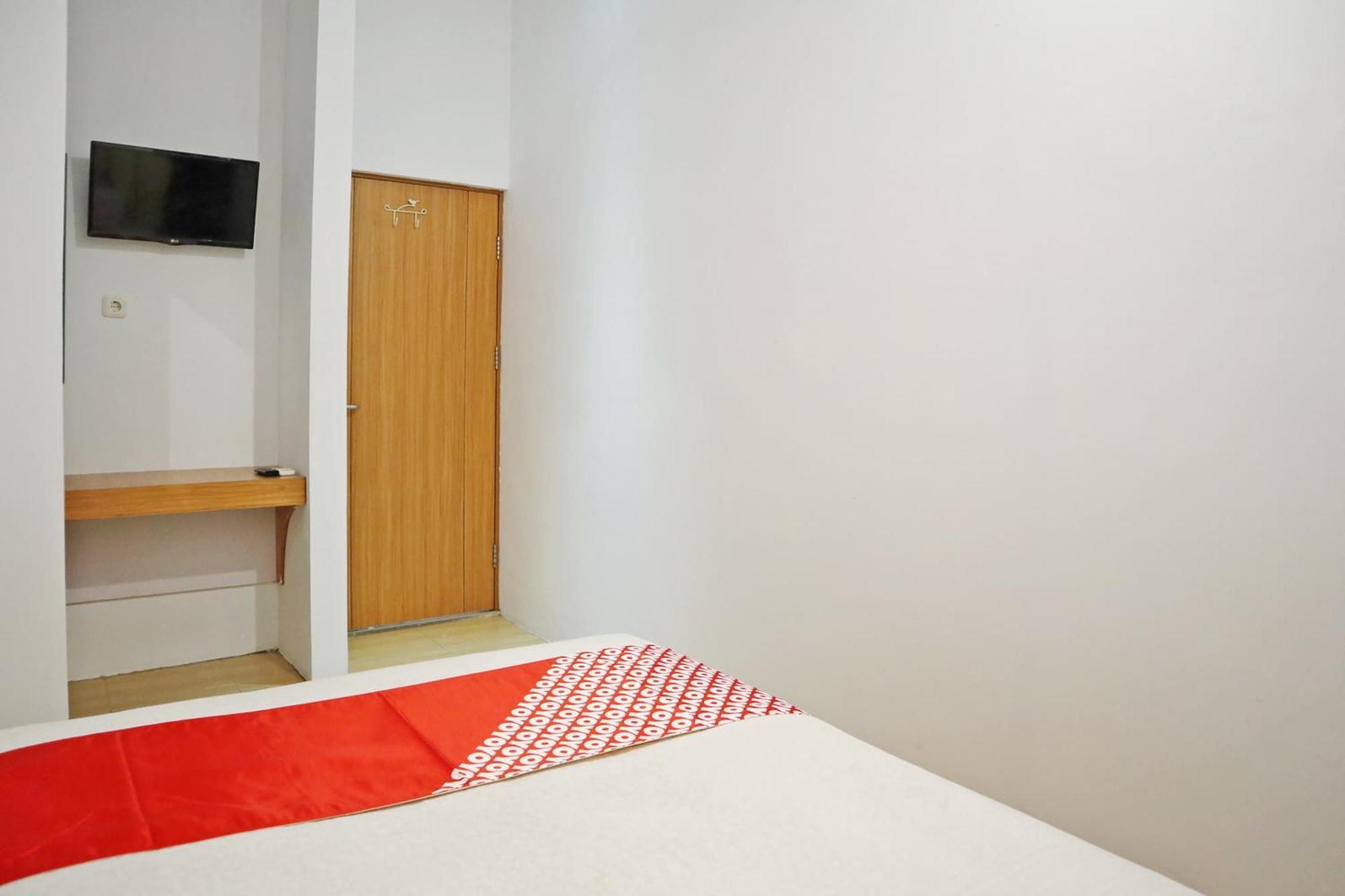 Hotel Oyo 1673 M Authentic Kost Man Padang  Exterior foto